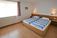 Wohnung 2 - Schlafzimmer